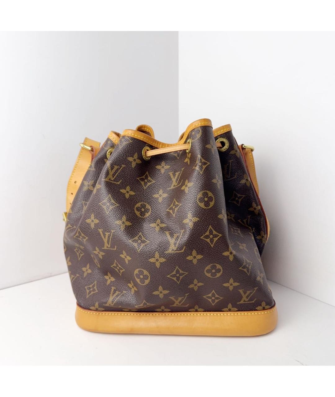 LOUIS VUITTON Коричневая сумка через плечо из лакированной кожи, фото 2