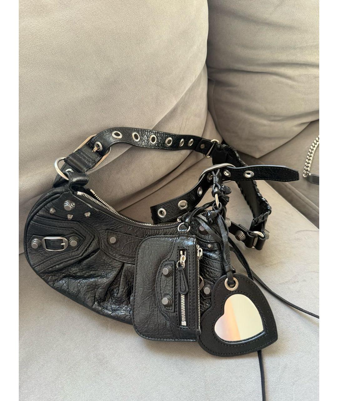 BALENCIAGA Черная сумка через плечо из лакированной кожи, фото 2