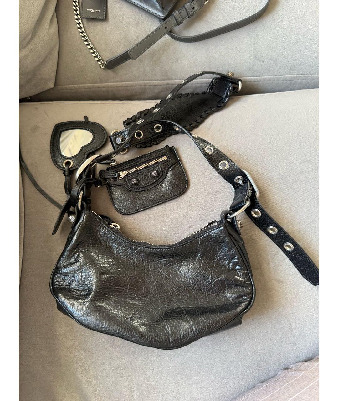 BALENCIAGA Черная сумка через плечо из лакированной кожи, фото 3