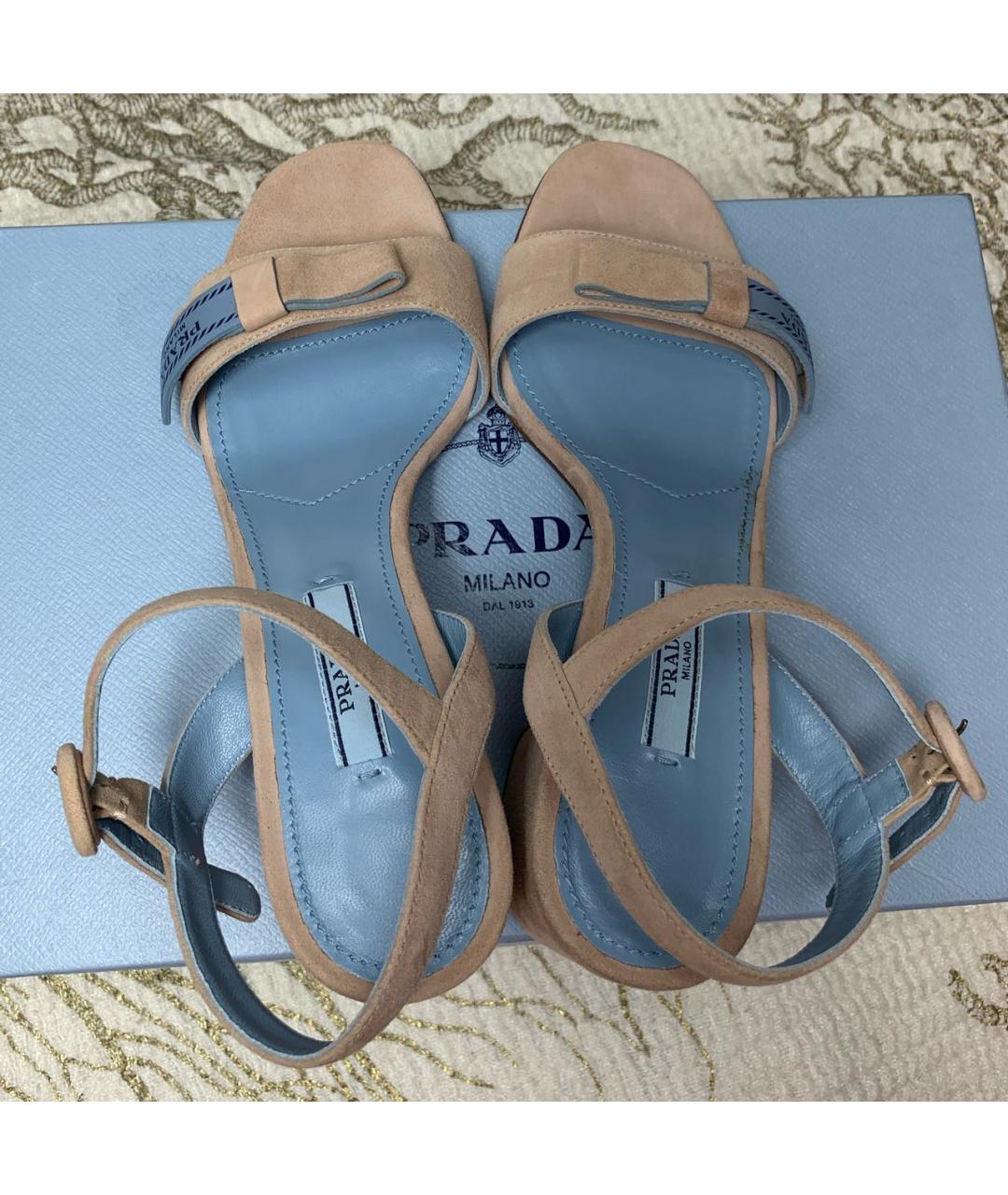 PRADA Розовые замшевые босоножки, фото 3