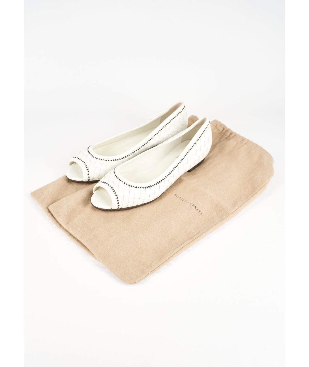 BOTTEGA VENETA Белые кожаные балетки, фото 8