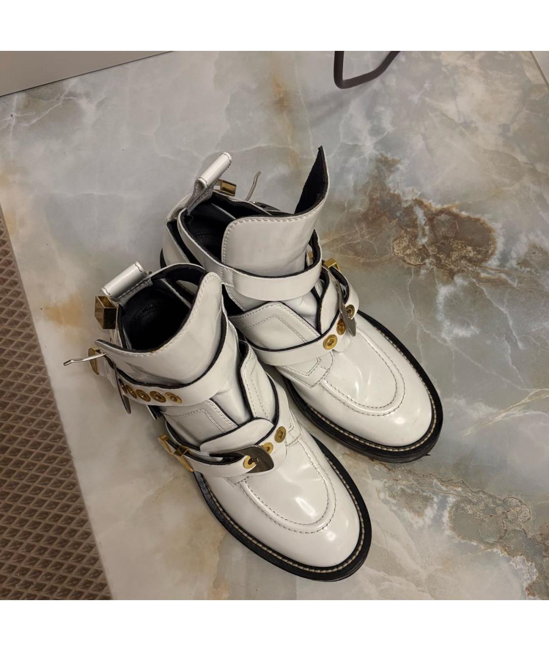 BALENCIAGA Белые ботинки из лакированной кожи, фото 3