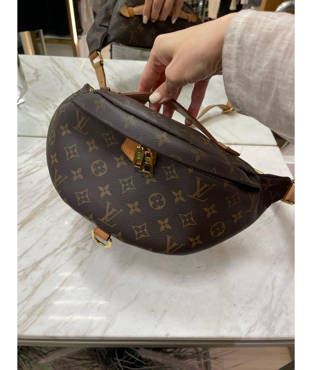 LOUIS VUITTON Коричневая поясная сумка, фото 3