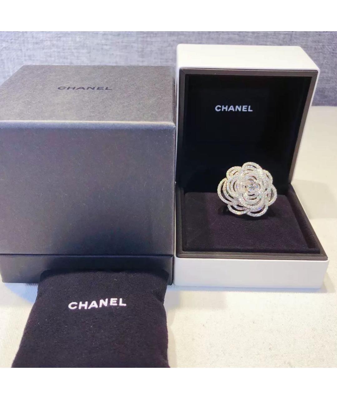 CHANEL Кольцо из белого золота, фото 3