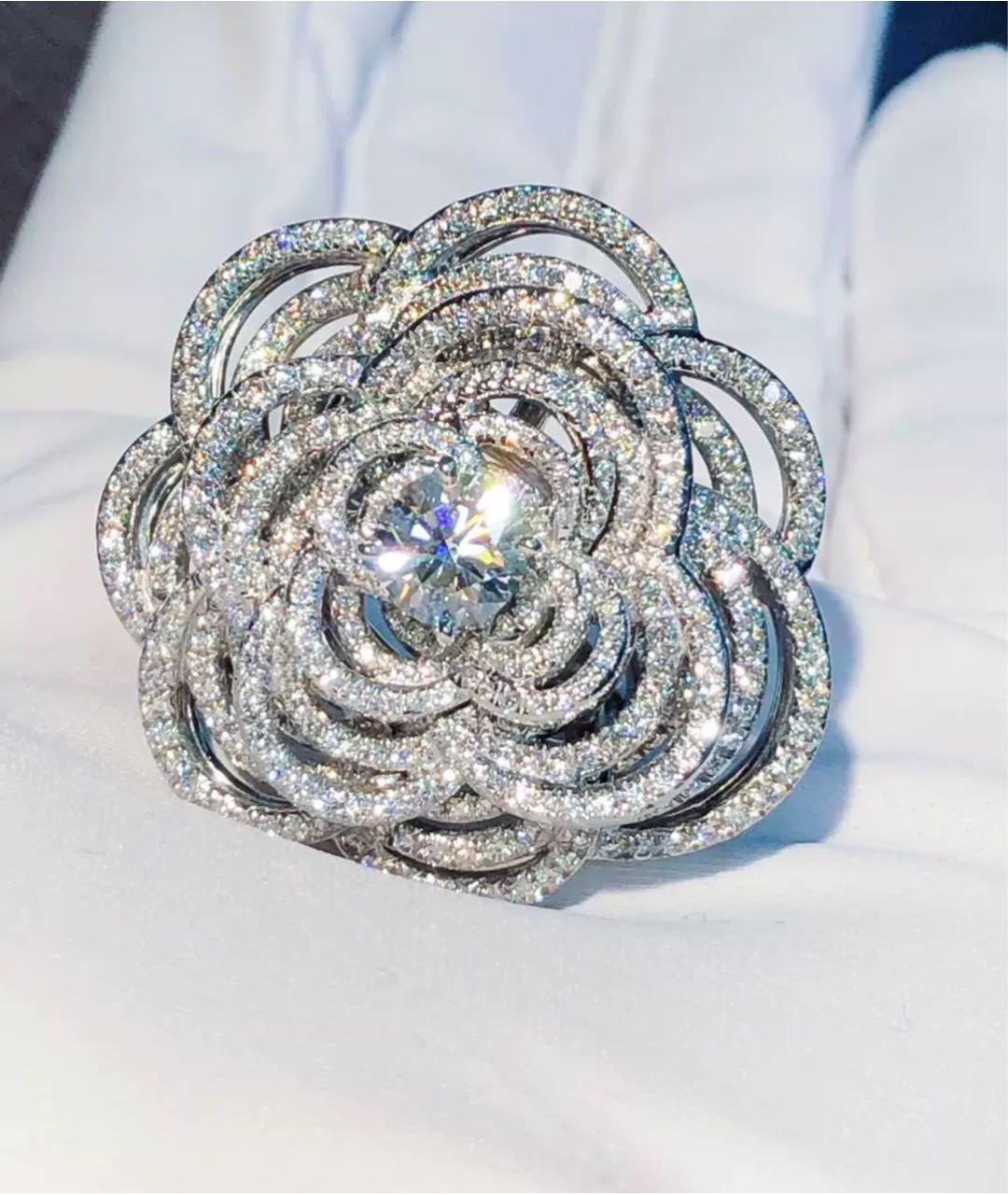 CHANEL Кольцо из белого золота, фото 2