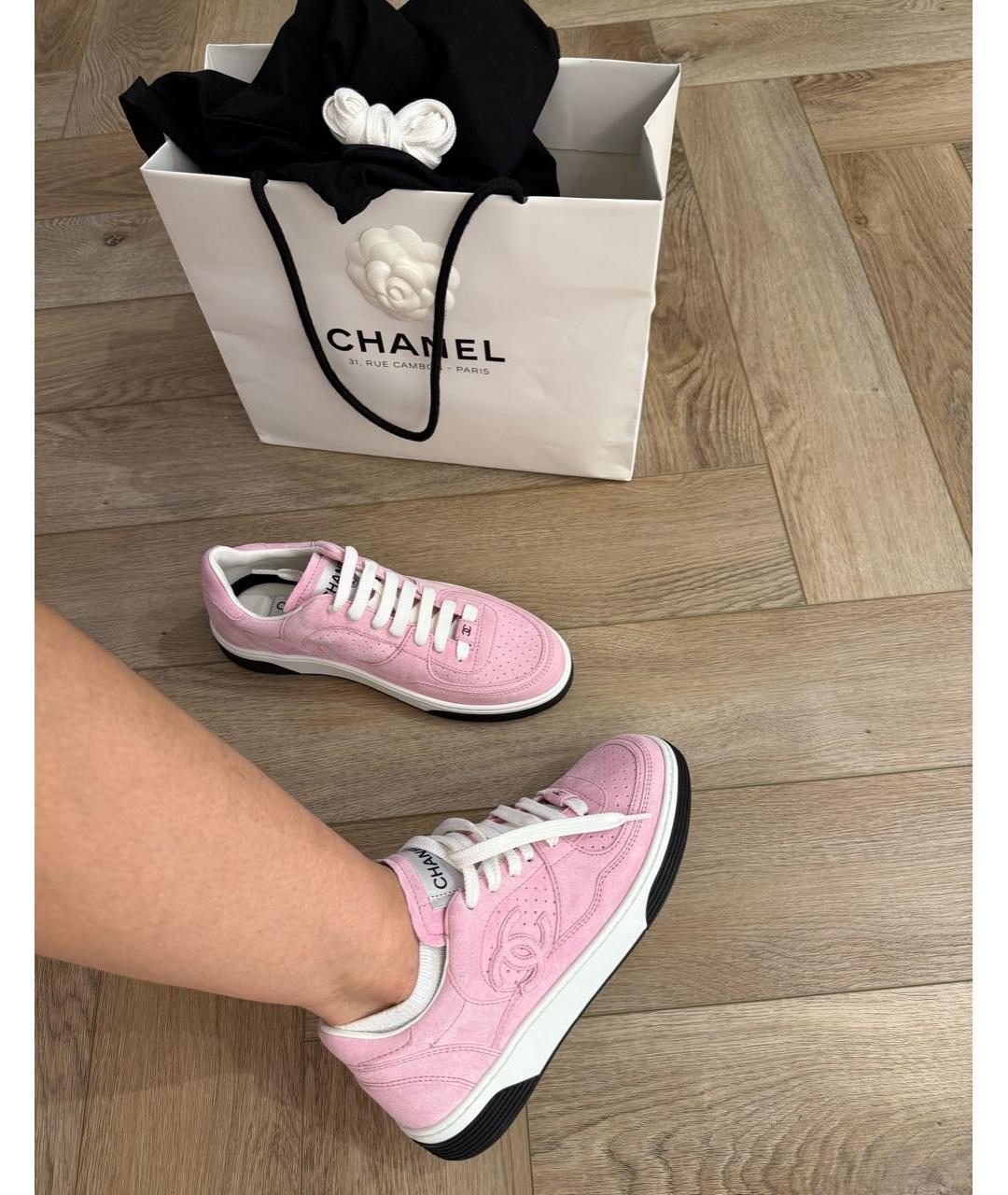 CHANEL Розовые замшевые кеды, фото 6
