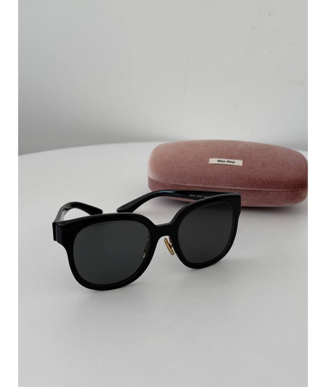 MIU MIU Черные пластиковые солнцезащитные очки, фото 3