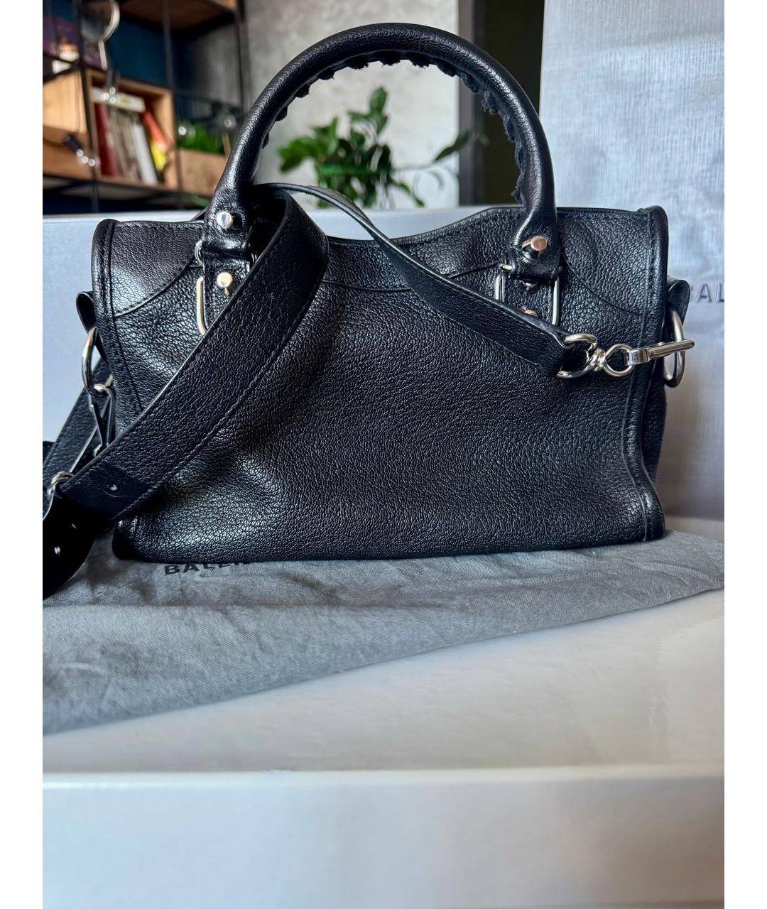 BALENCIAGA Черная кожаная сумка через плечо, фото 3