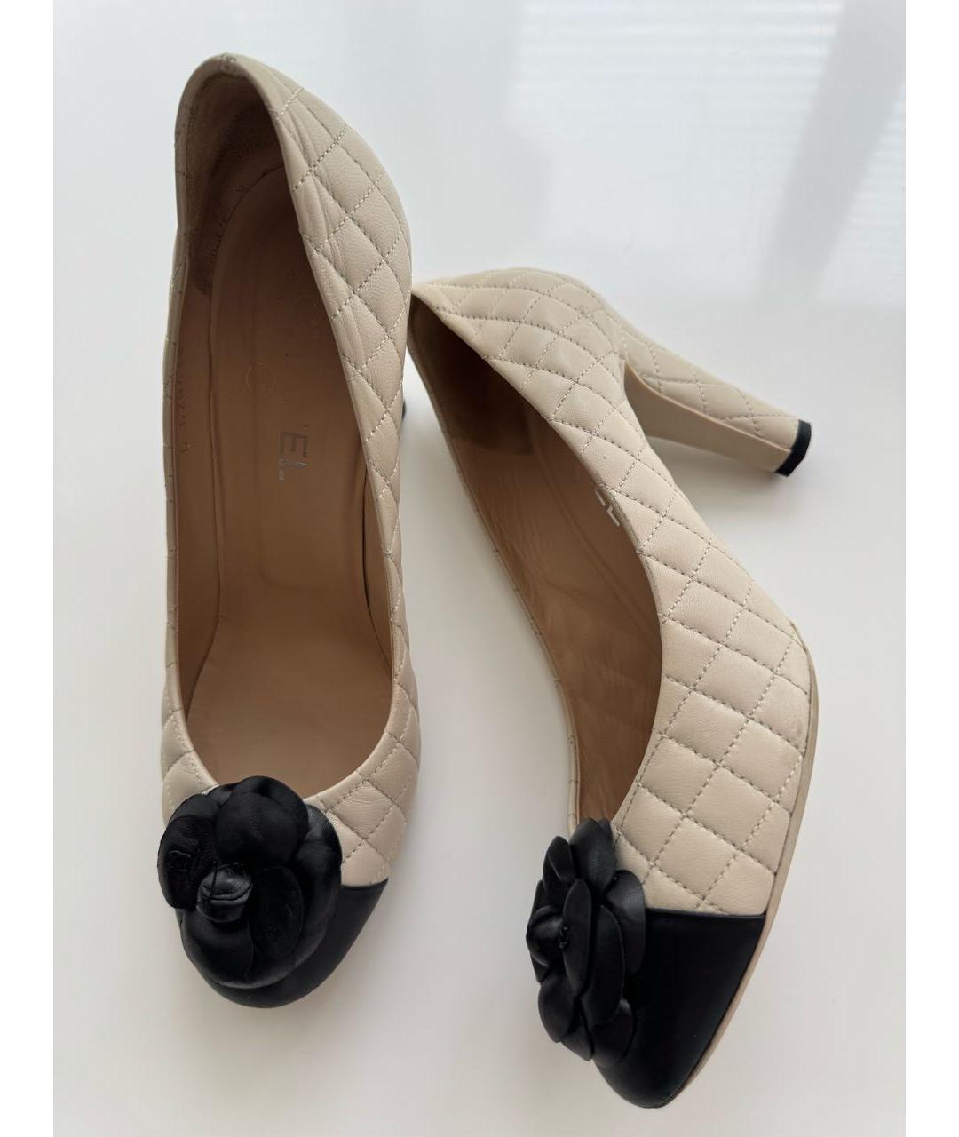 CHANEL Бежевые кожаные туфли, фото 3