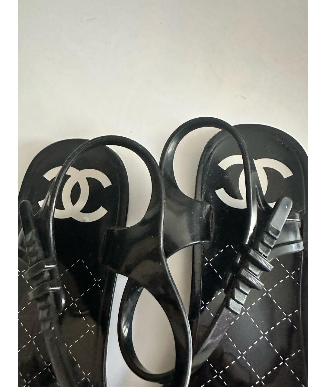 CHANEL Черные резиновые сандалии, фото 5