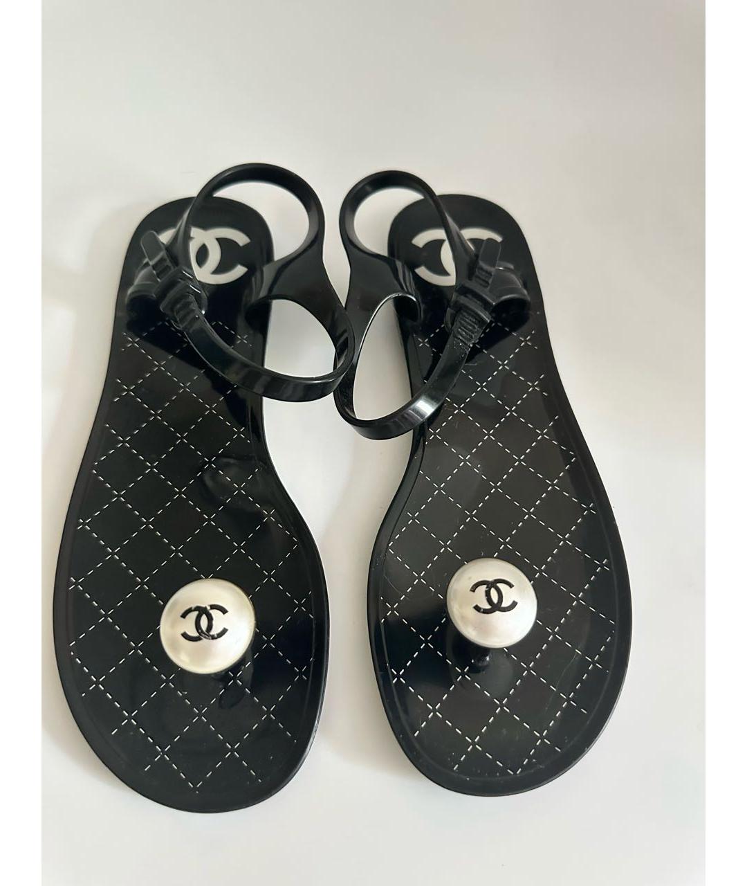 CHANEL Черные резиновые сандалии, фото 6