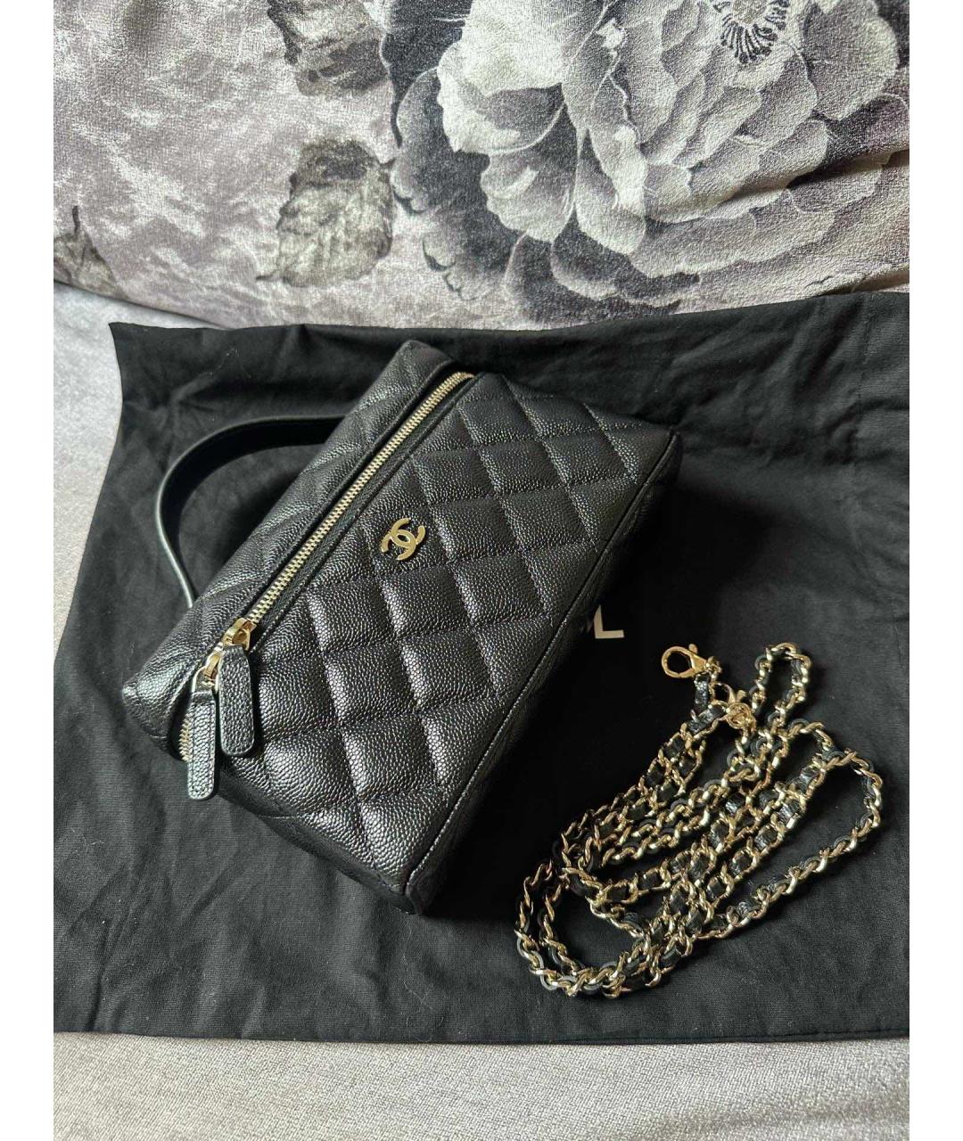 CHANEL Черная кожаная сумка с короткими ручками, фото 3