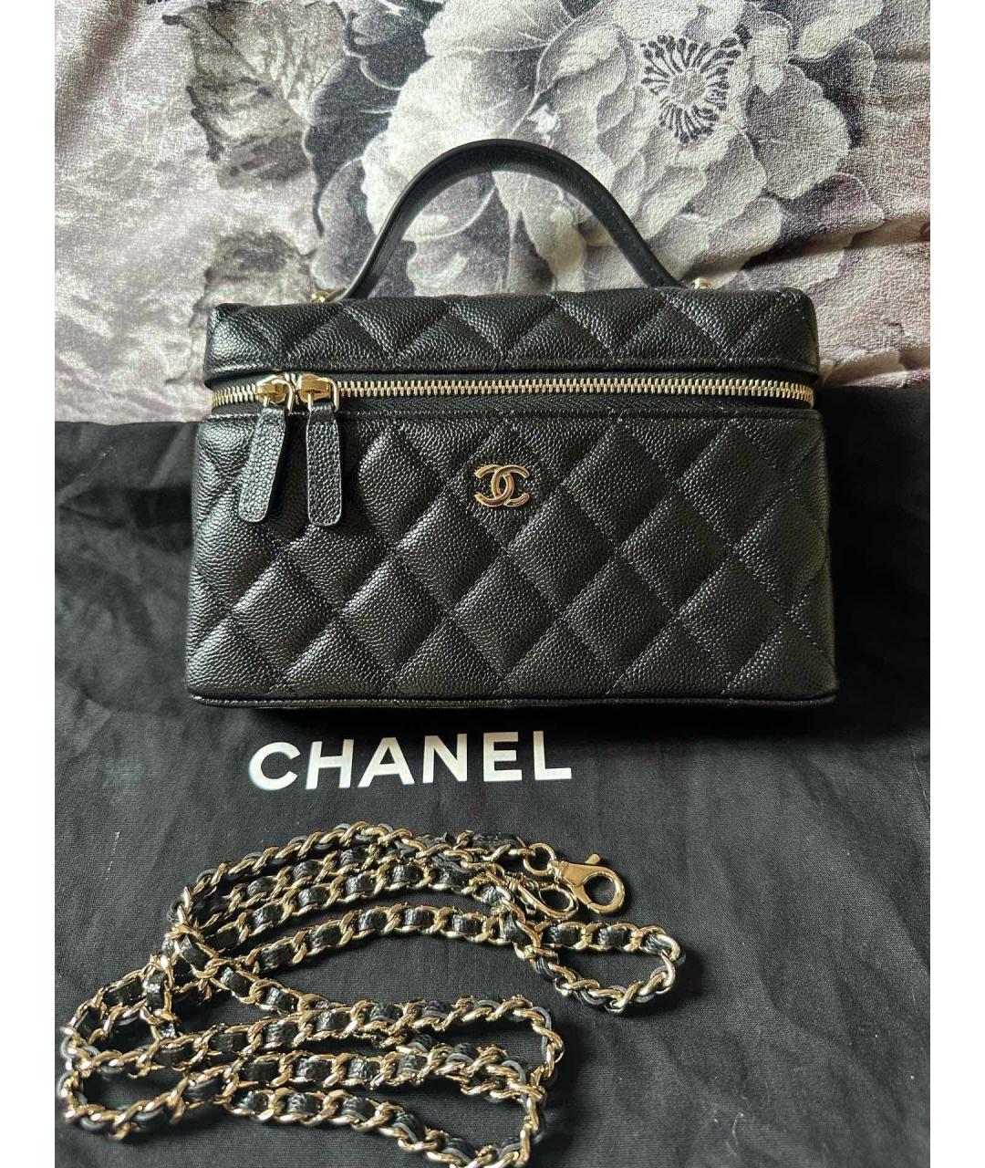 CHANEL Черная кожаная сумка с короткими ручками, фото 9