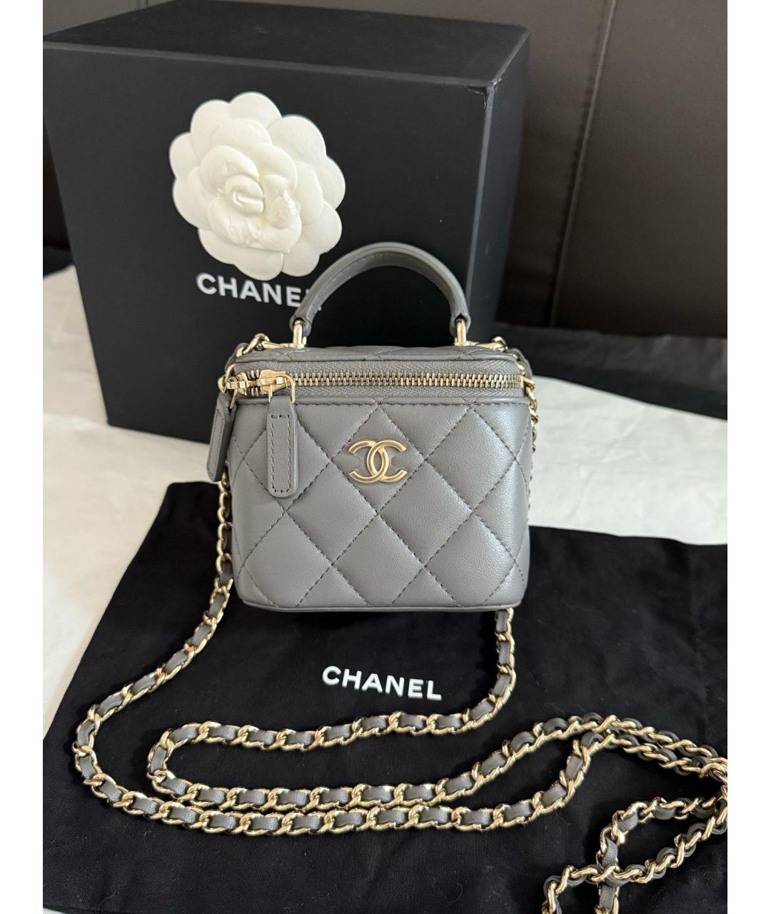 CHANEL Серая кожаная сумка с короткими ручками, фото 9