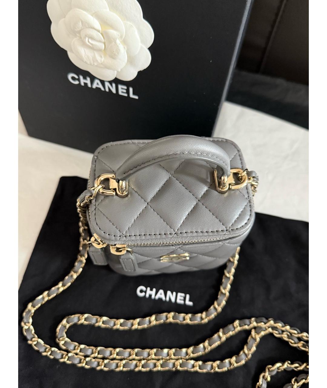CHANEL Серая кожаная сумка с короткими ручками, фото 6