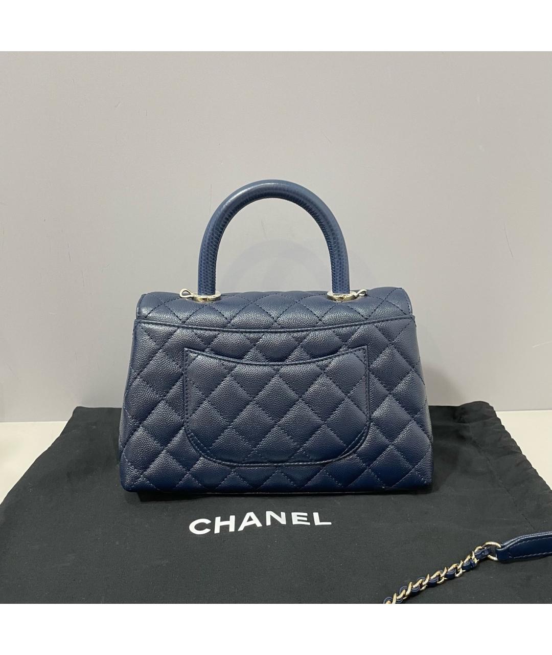 CHANEL Голубая кожаная сумка с короткими ручками, фото 3