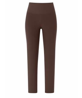 ALO YOGA Спортивные брюки и шорты