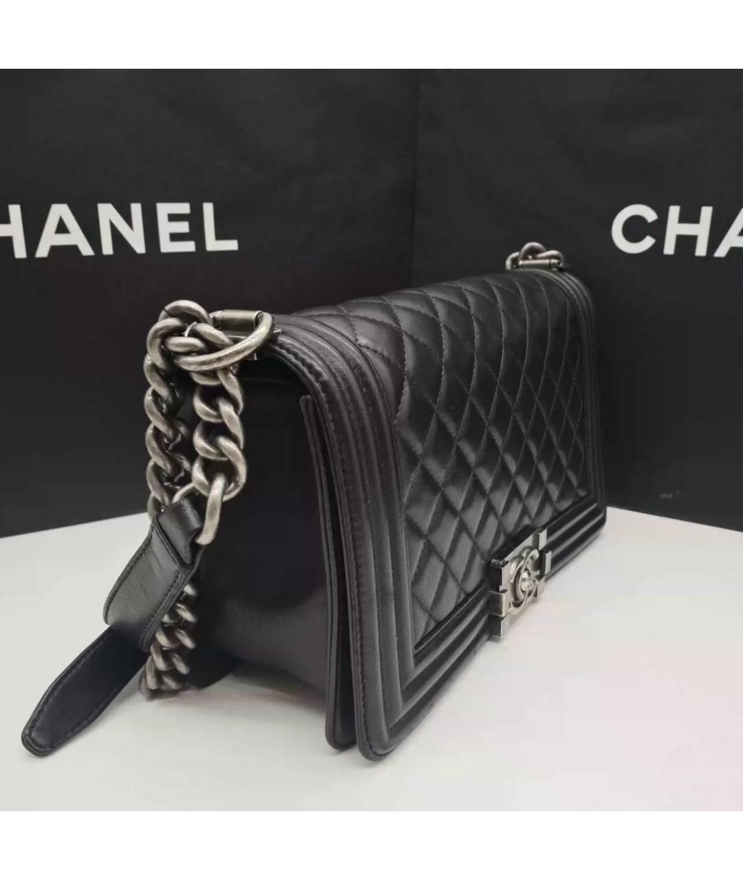 CHANEL Черная кожаная сумка через плечо, фото 3