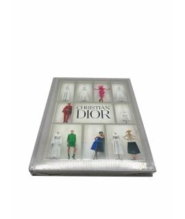 CHRISTIAN DIOR Книга
