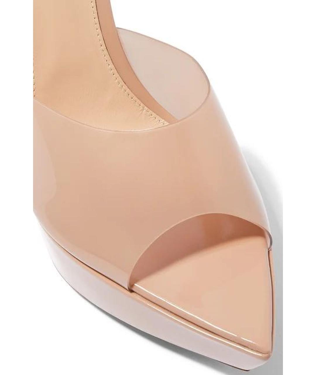 GIANVITO ROSSI Бежевые мюли из лакированной кожи, фото 2