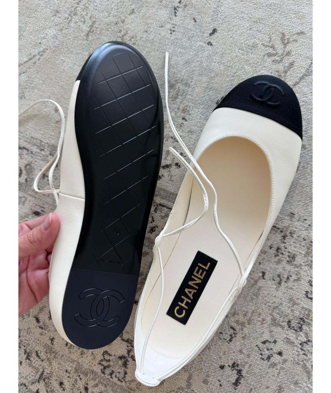 CHANEL Белые кожаные балетки, фото 5