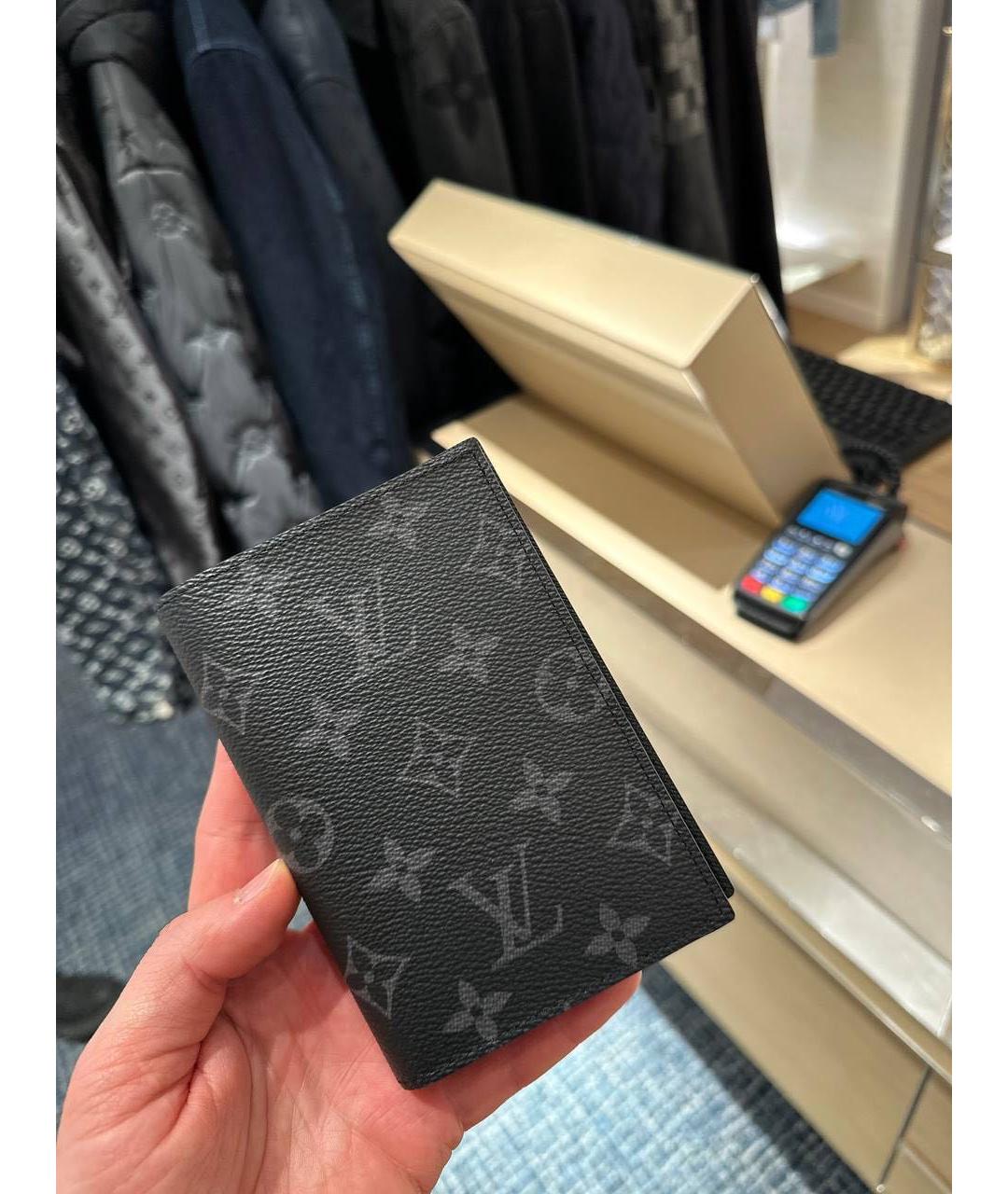 LOUIS VUITTON Антрацитовый кардхолдер, фото 2