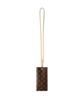 LOUIS VUITTON Косметичка