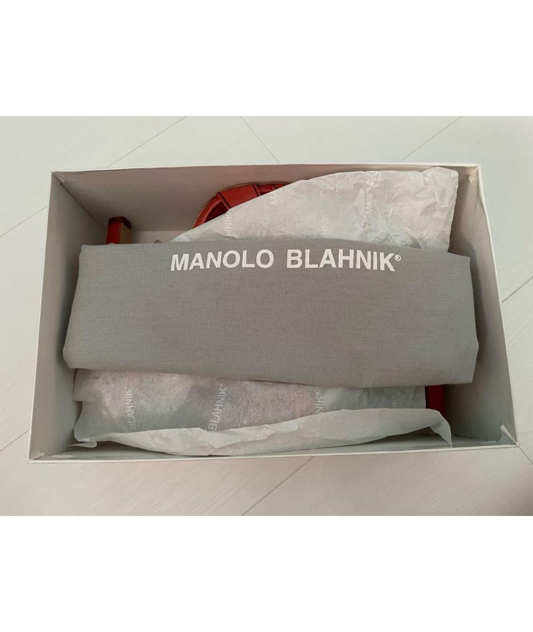 MANOLO BLAHNIK Коралловые кожаные босоножки, фото 6