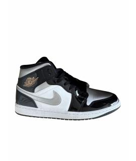 JORDAN Высокие кроссовки / кеды
