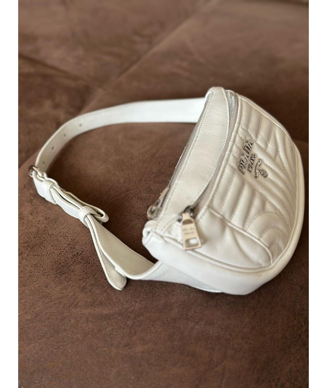 PRADA Белая кожаная поясная сумка, фото 3