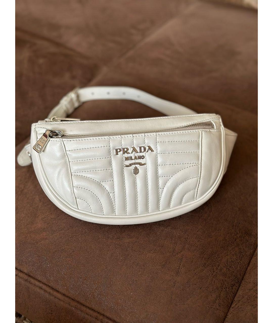 PRADA Белая кожаная поясная сумка, фото 2