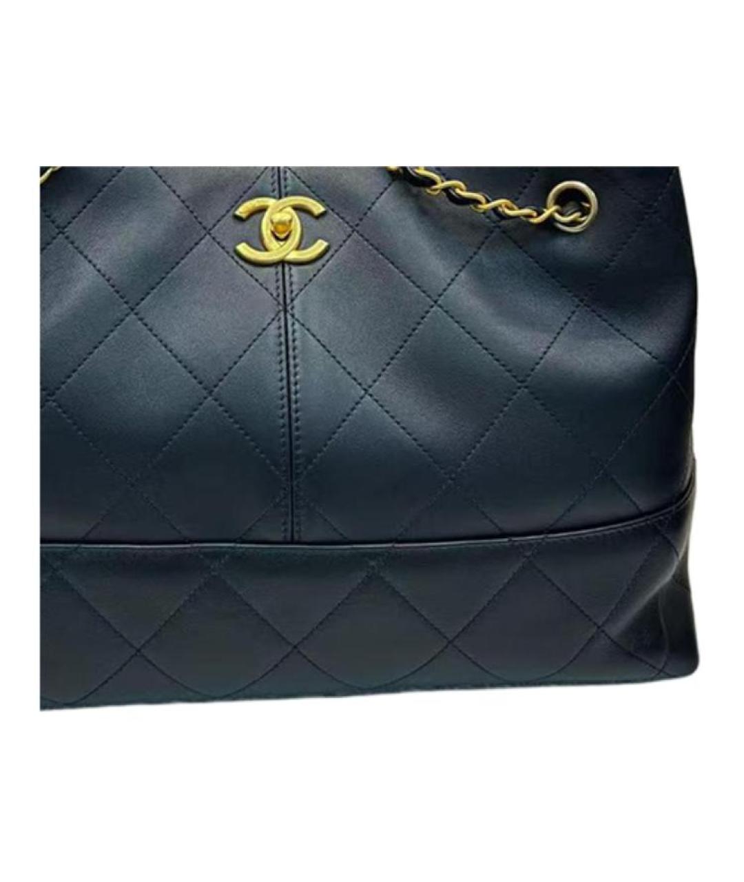 CHANEL Черная кожаная сумка с короткими ручками, фото 3