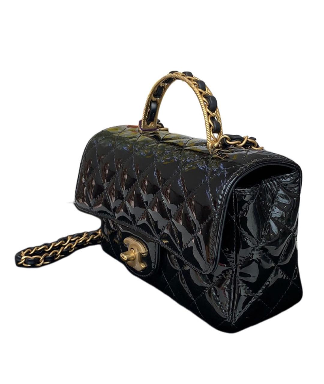 CHANEL Черная сумка через плечо из лакированной кожи, фото 2