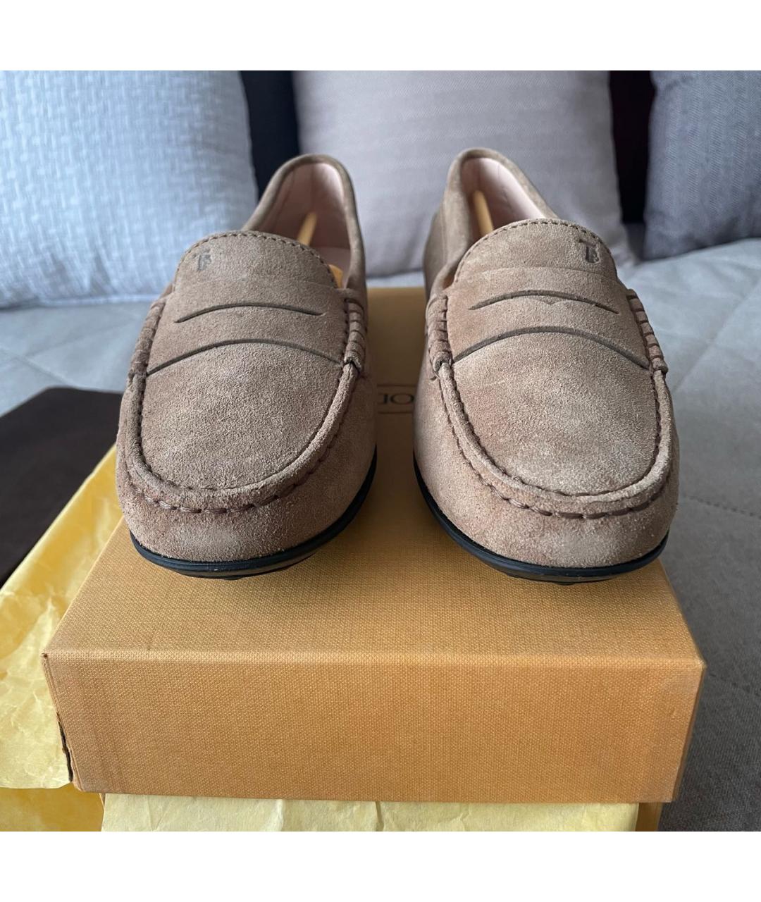 TOD'S Бежевые замшевые лоферы, фото 2