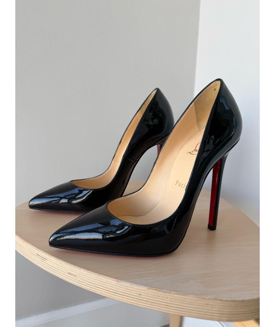 CHRISTIAN LOUBOUTIN Черные туфли из лакированной кожи, фото 8