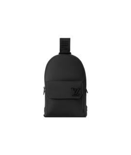 LOUIS VUITTON Барсетка
