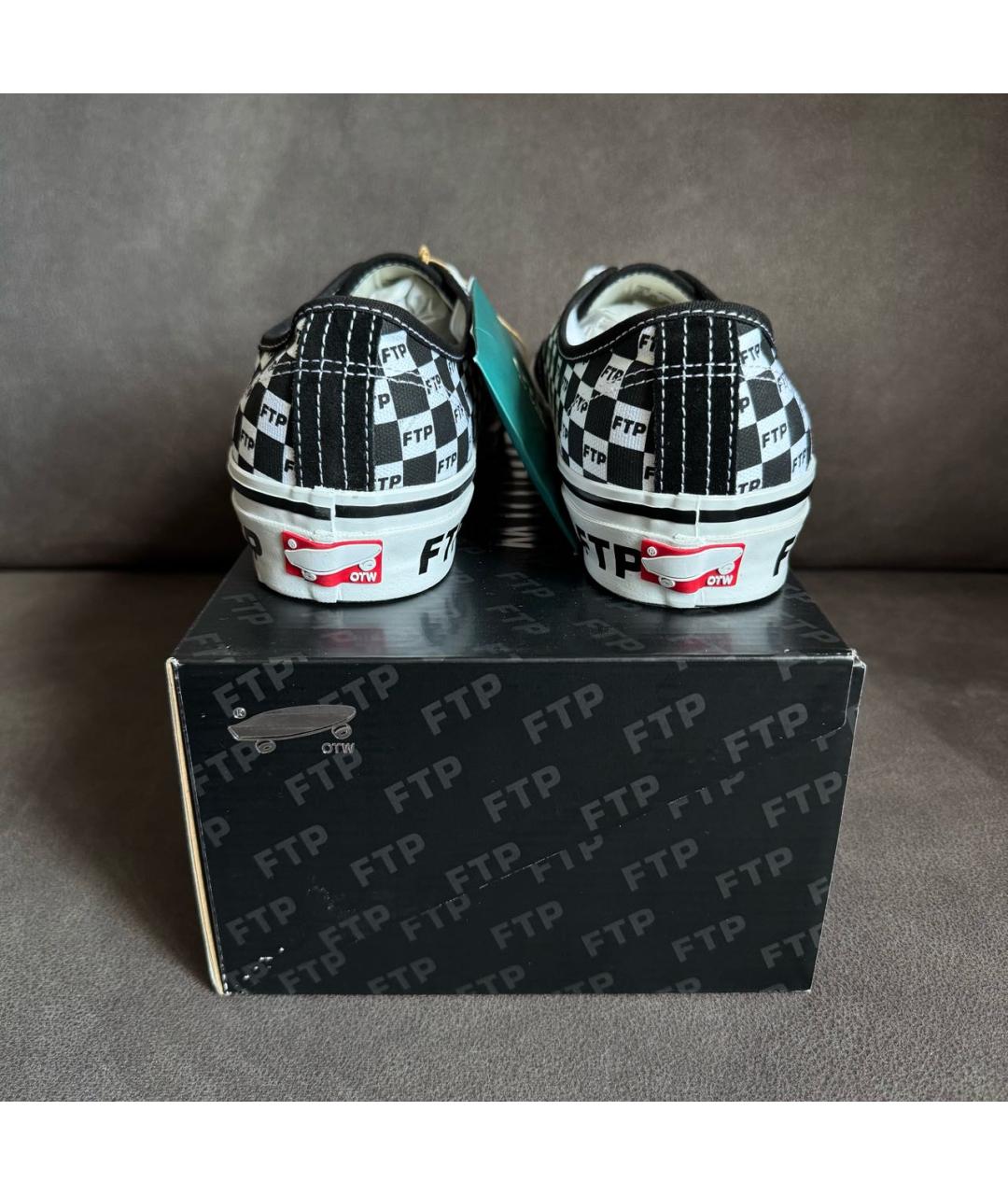 VANS Черные текстильные низкие кроссовки / кеды, фото 3