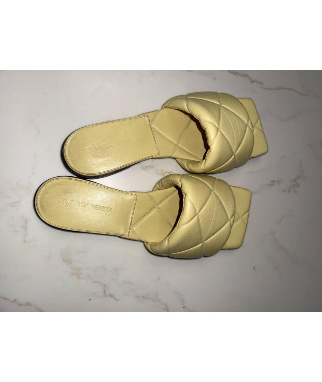 BOTTEGA VENETA Желтые кожаные шлепанцы, фото 5