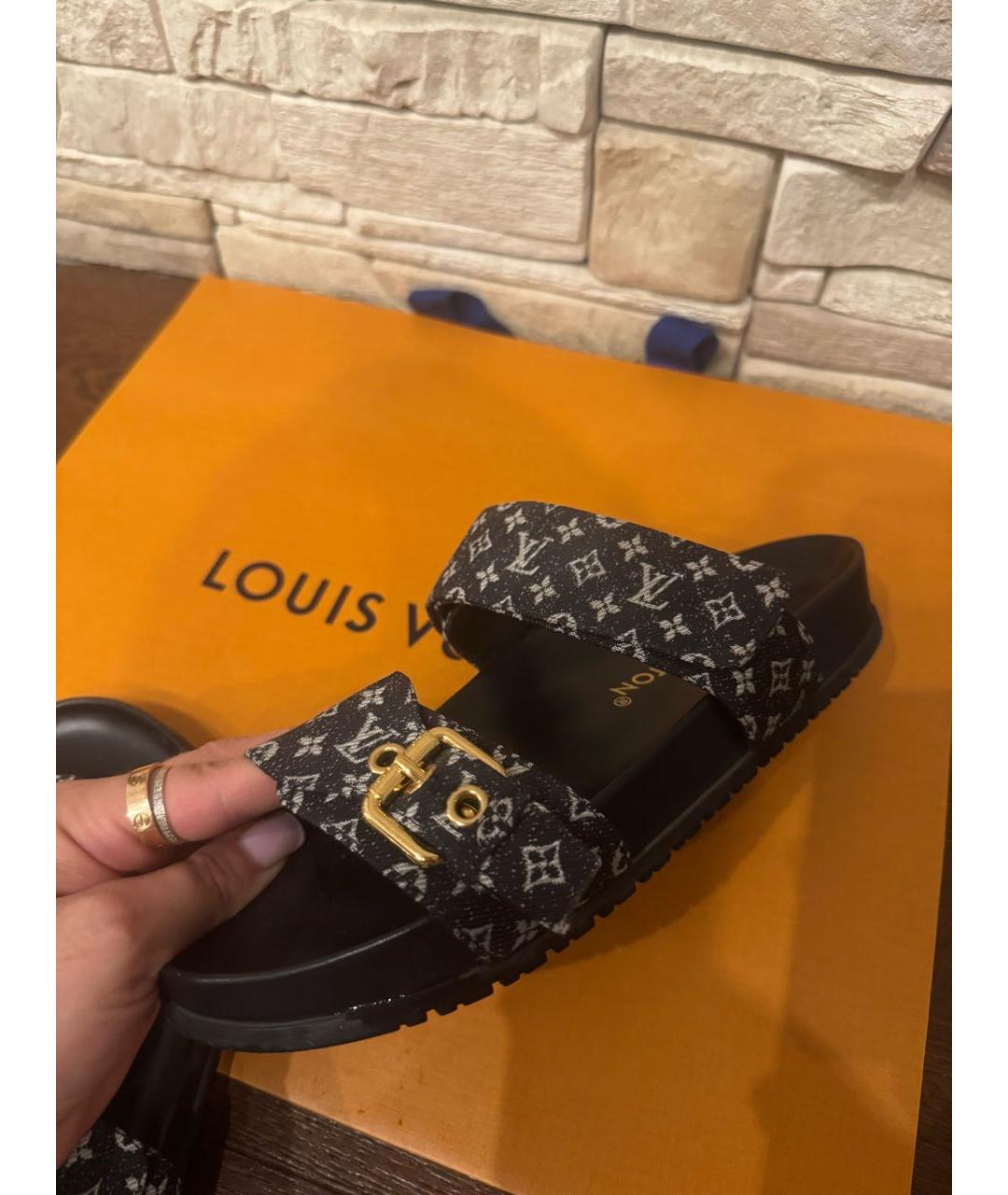 LOUIS VUITTON Черные текстильные сандалии, фото 4