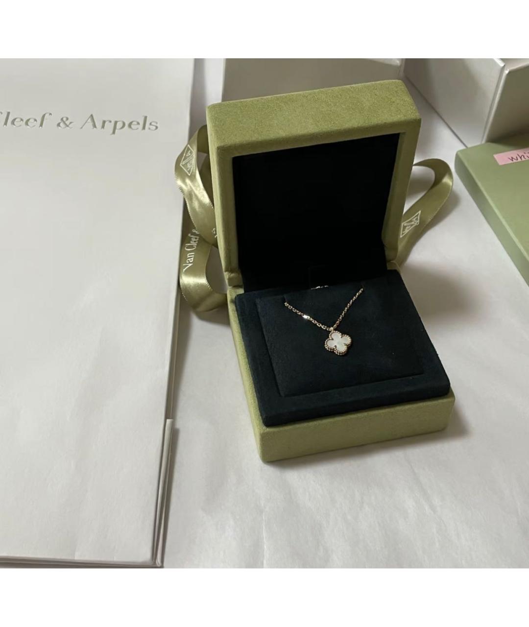 VAN CLEEF & ARPELS Белая подвеска из желтого золота, фото 6