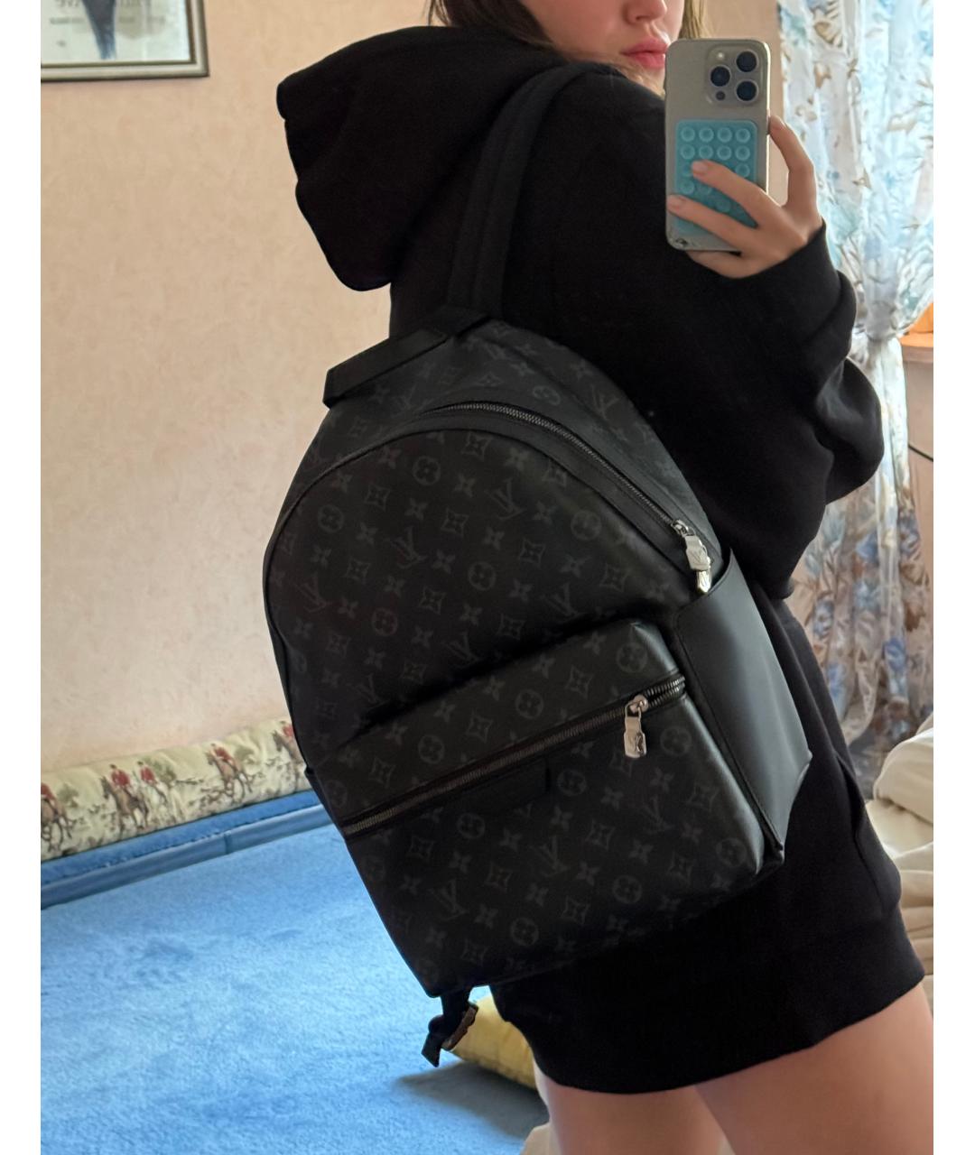 LOUIS VUITTON Черный рюкзак из искусственной кожи, фото 5