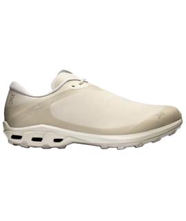 ON Низкие кроссовки / кеды