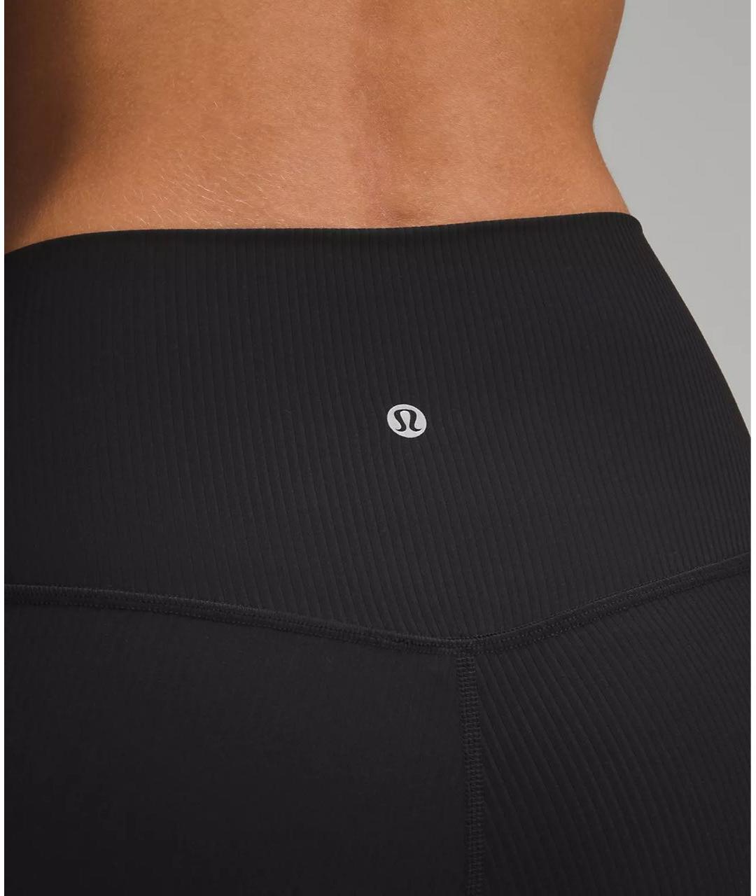 Lululemon Черные полиэстеровые спортивные брюки и шорты, фото 3