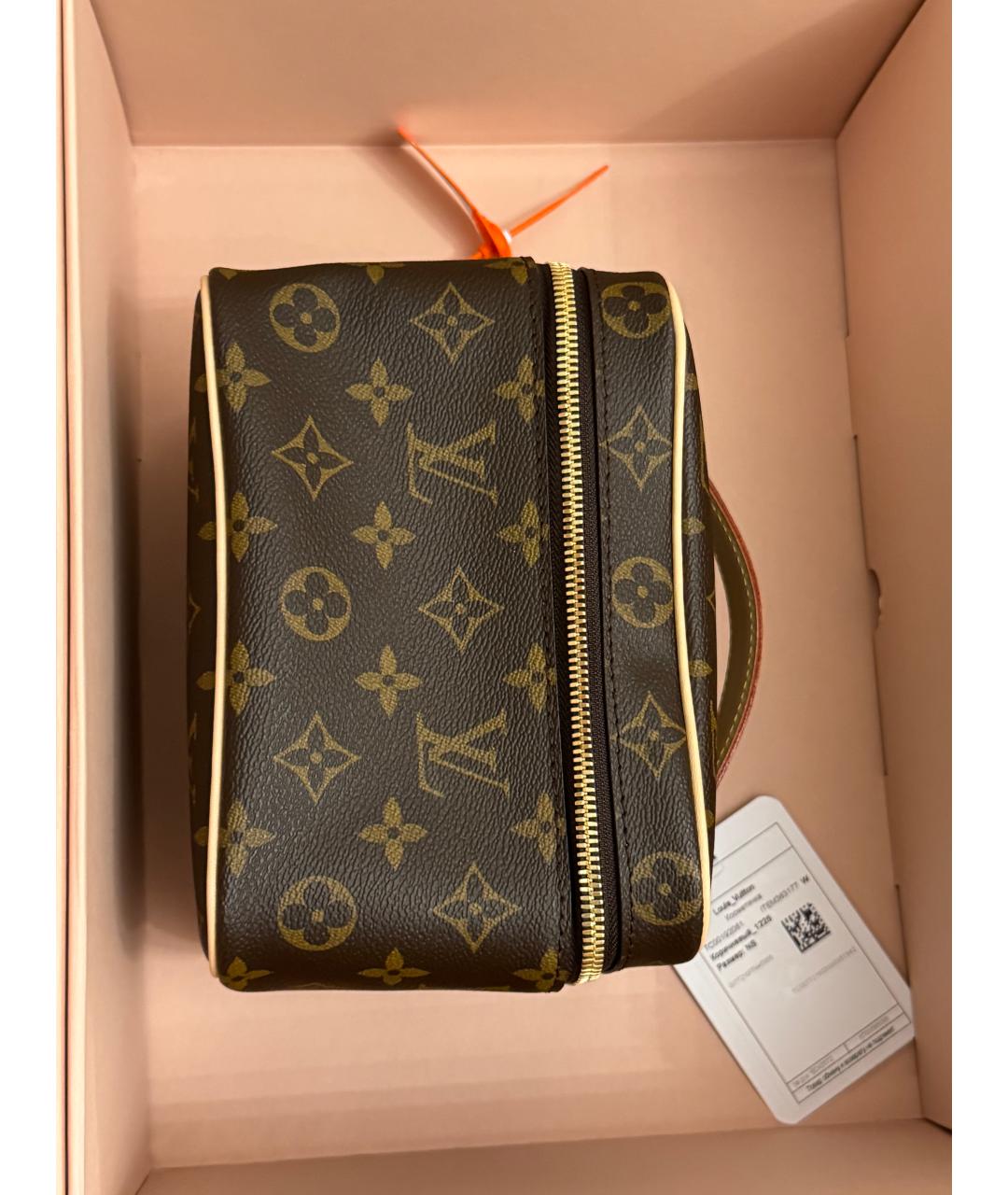 LOUIS VUITTON Коричневая косметичка, фото 6
