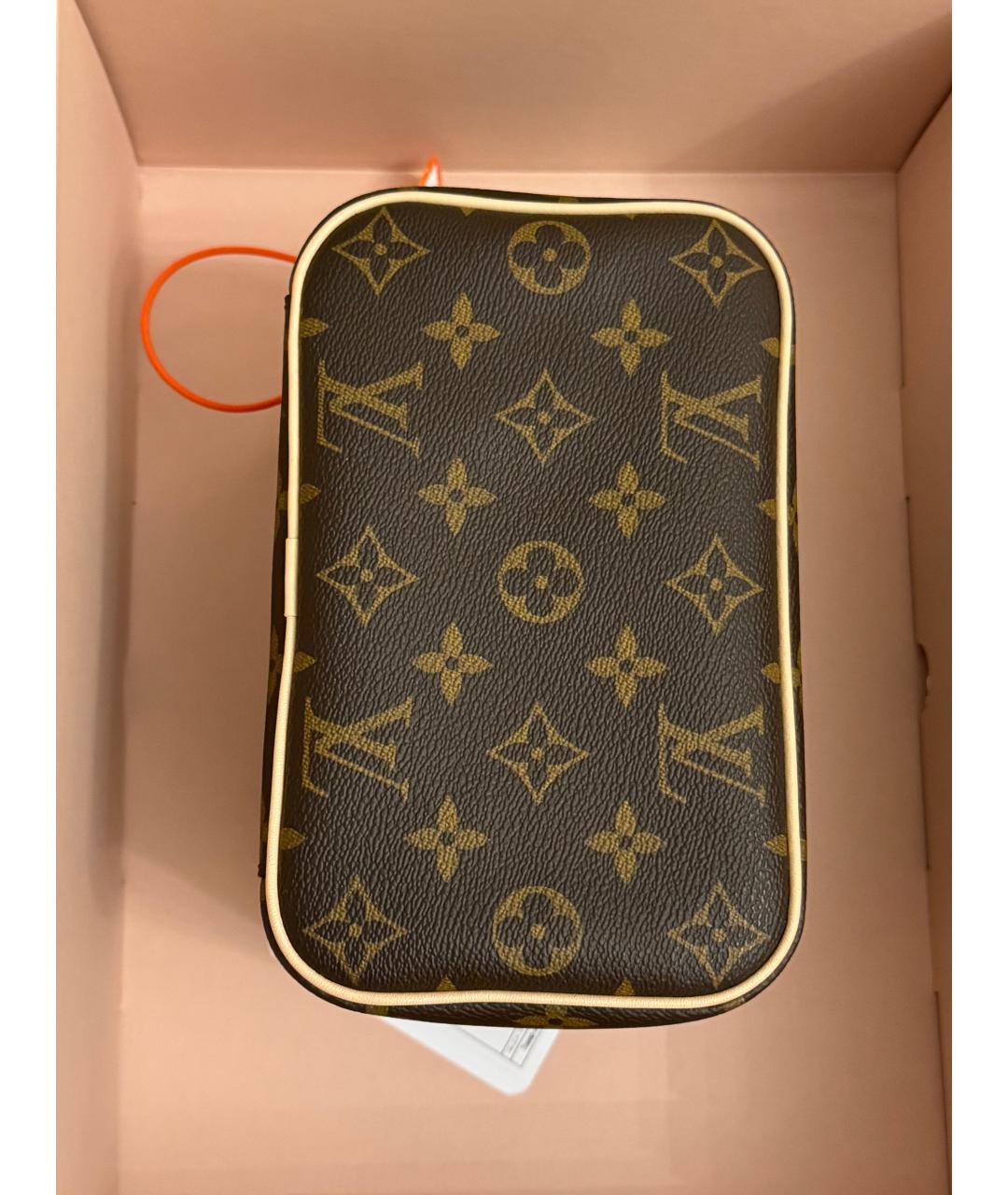 LOUIS VUITTON Коричневая косметичка, фото 5
