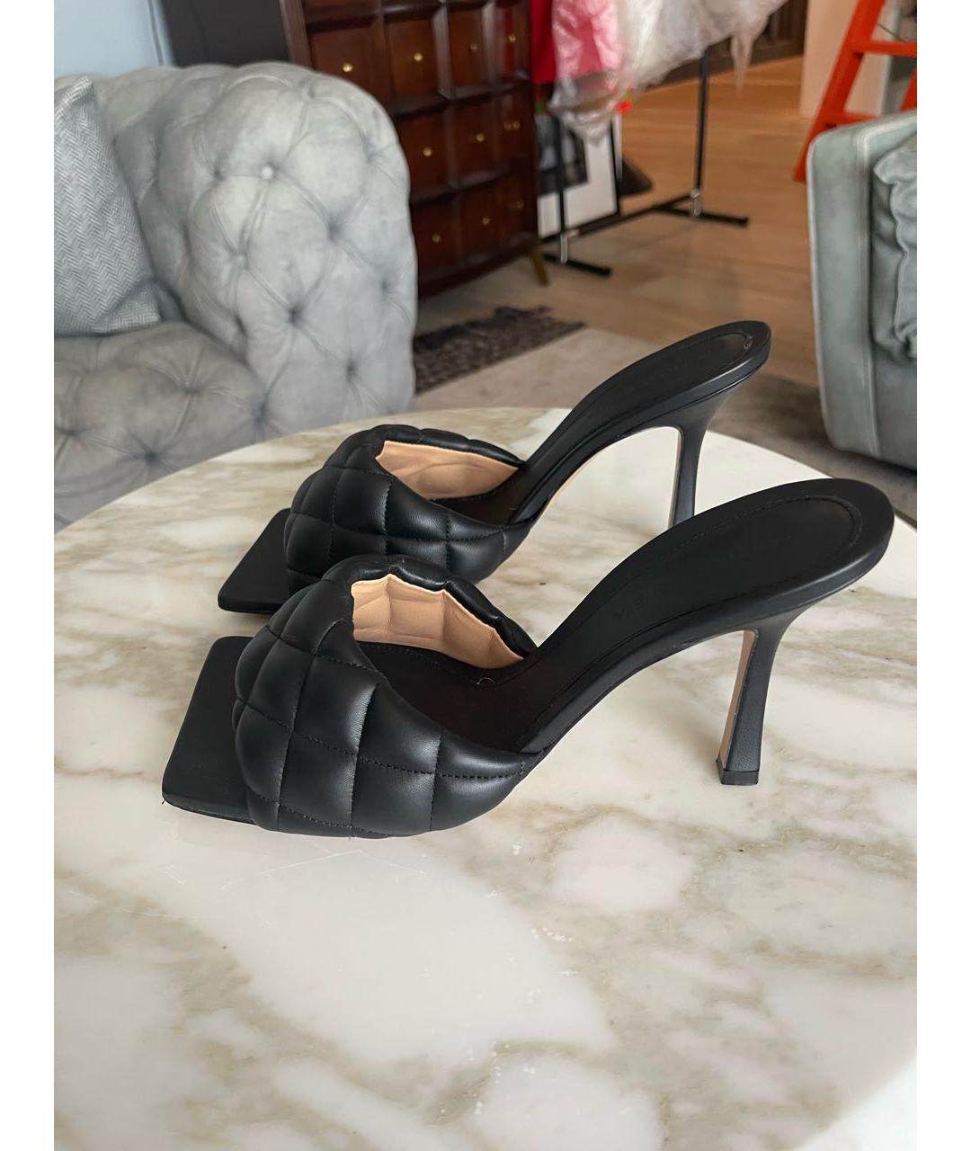 BOTTEGA VENETA Черные кожаные мюли, фото 7