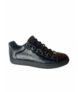 BALENCIAGA Низкие кроссовки / кеды