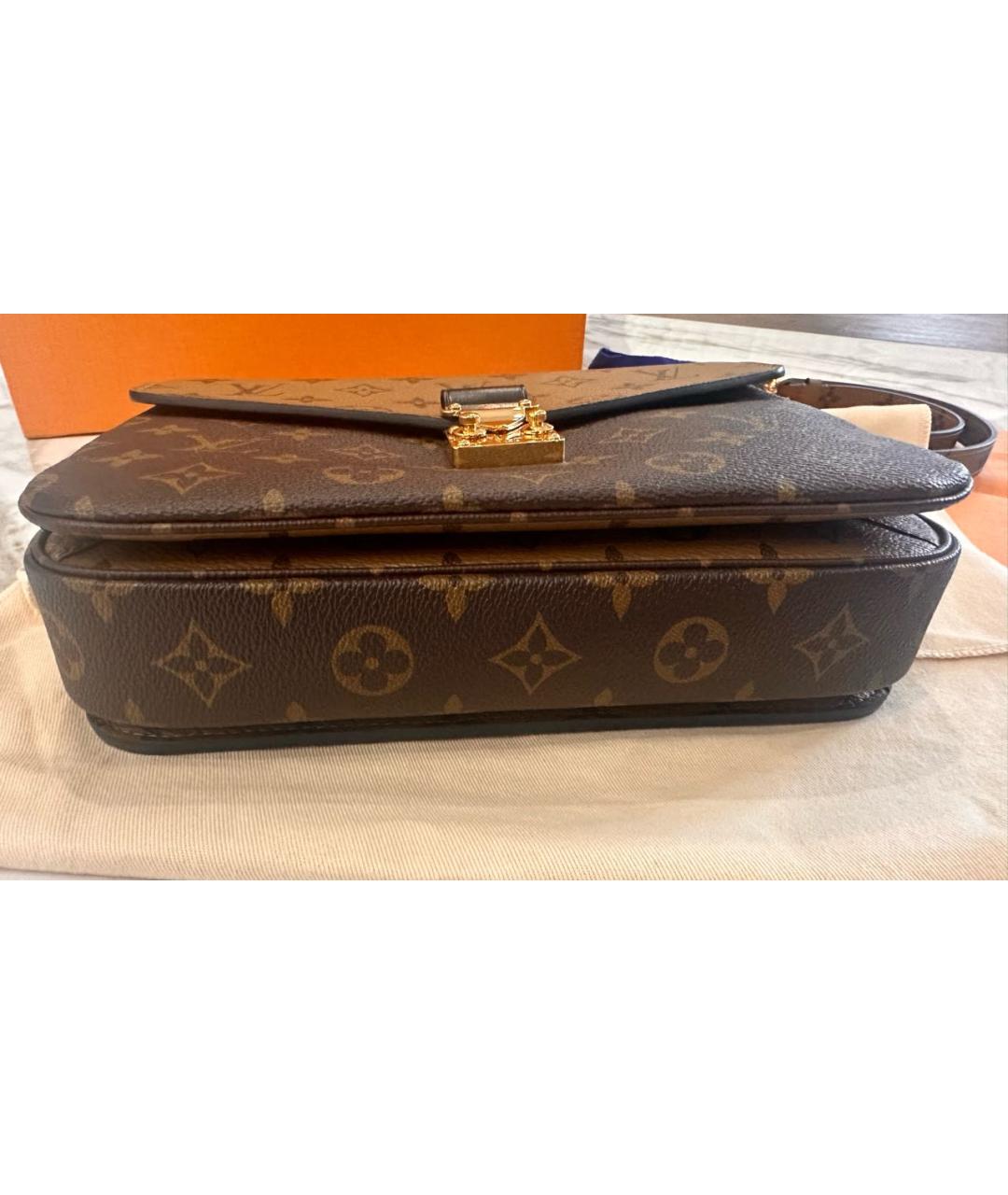 LOUIS VUITTON Коричневая сумка с короткими ручками, фото 6