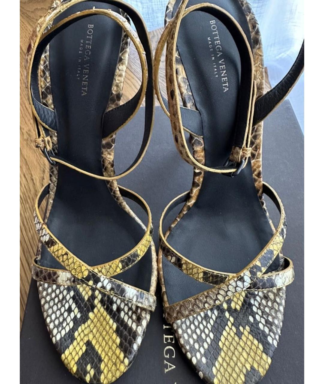 BOTTEGA VENETA Босоножки из экзотической кожи, фото 6