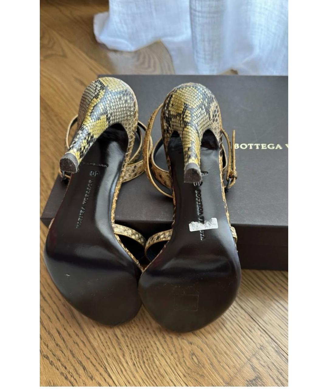 BOTTEGA VENETA Босоножки из экзотической кожи, фото 4